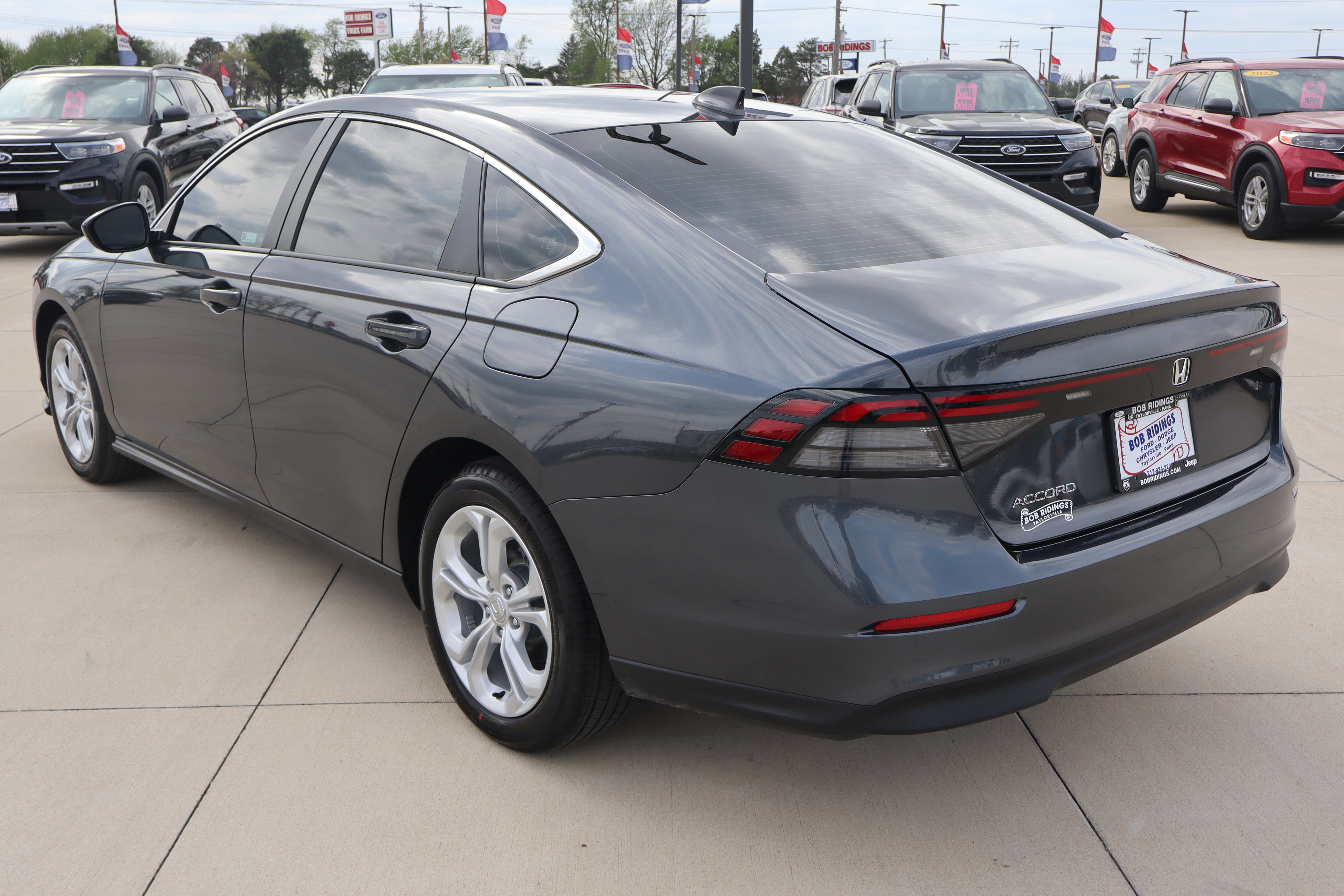 Used 2025 Honda Accord LX image 8