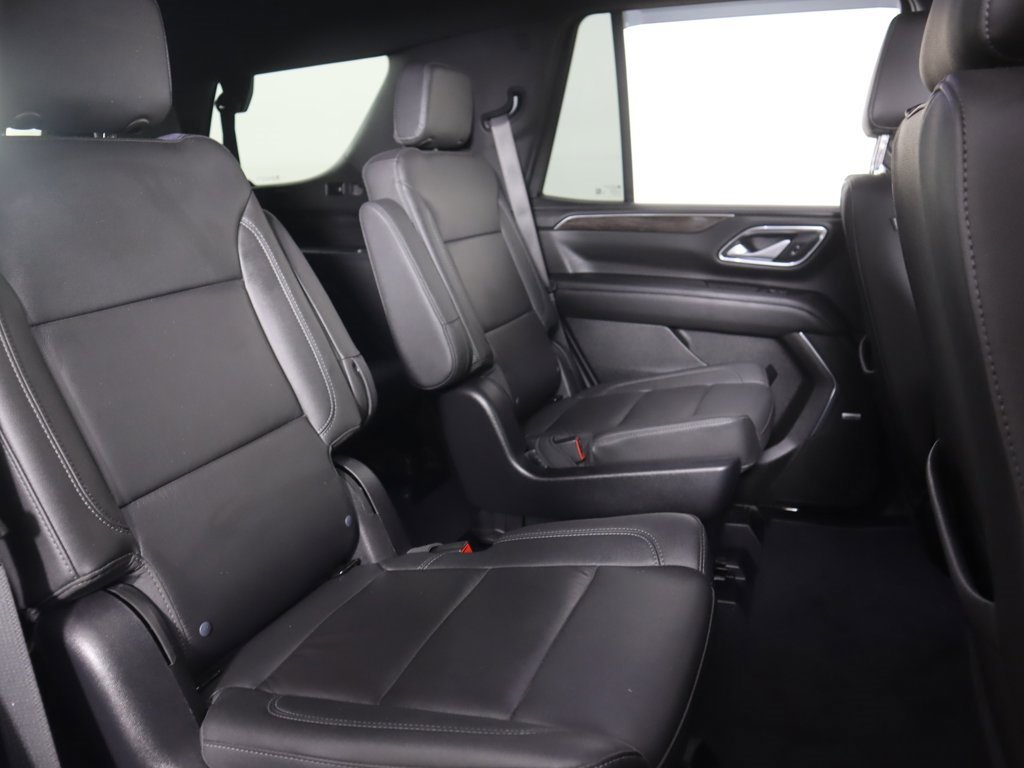 Used 2022 Chevrolet Tahoe LT w/ Luxury Package image 35