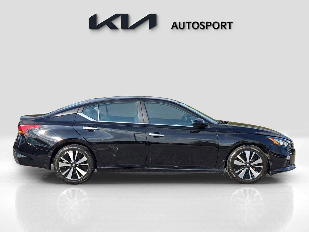 Used 2021 Nissan Altima 2.5 SV image 7