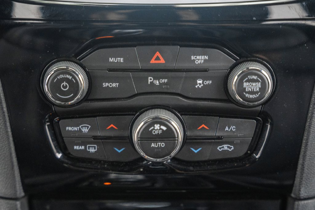 Used 2021 Chrysler 300 S RWD image 26