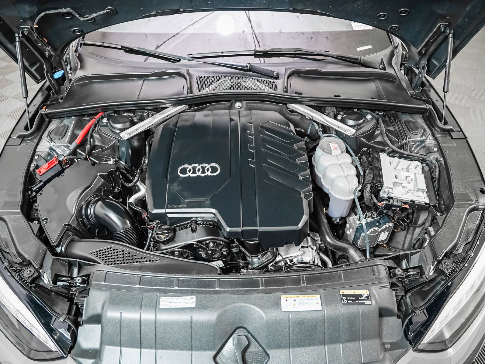 Used 2023 Audi A5 2.0T Premium w/ Convenience Package image 4