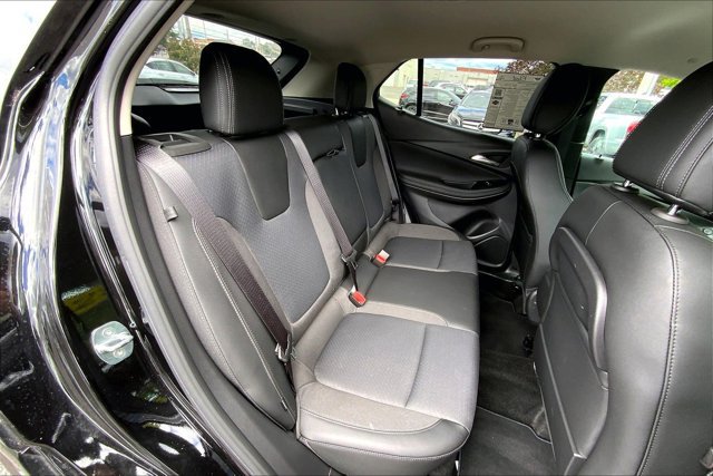 Used 2022 Buick Encore GX Select w/ Sport Touring Package AWD/4WD image 26