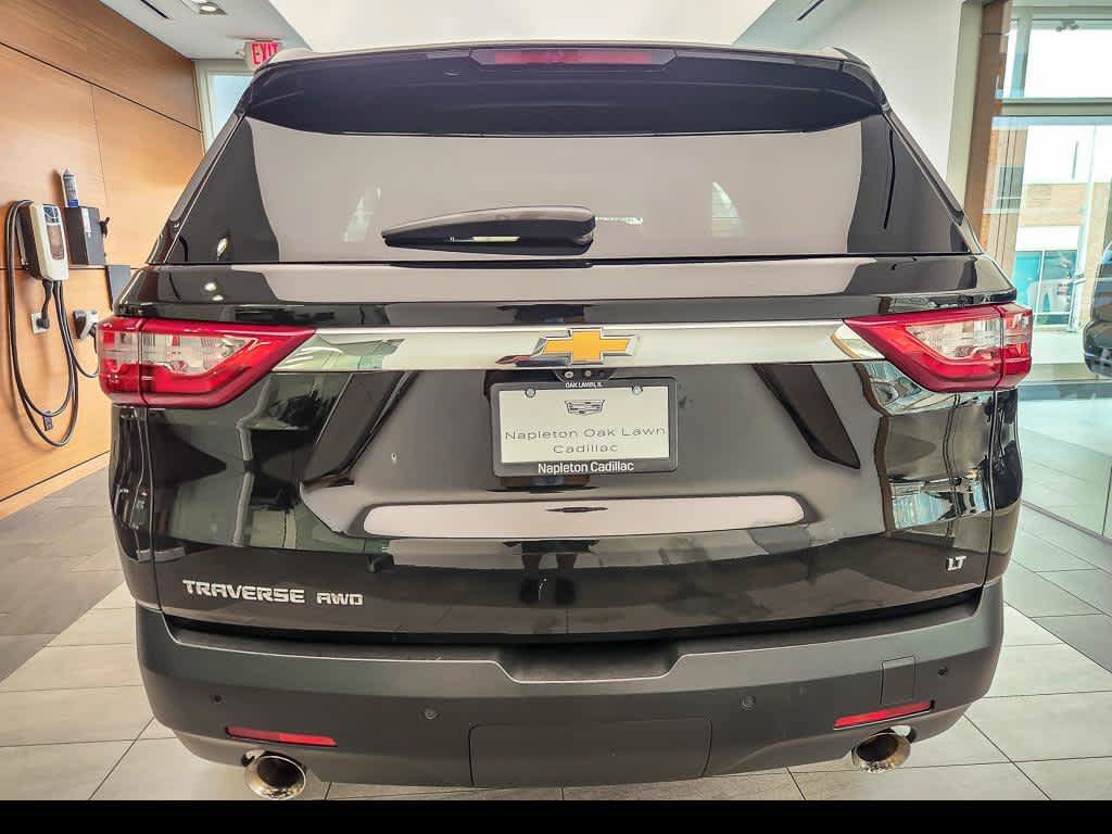Used 2021 Chevrolet Traverse LT w/ LT Premium Package AWD/4WD image 6