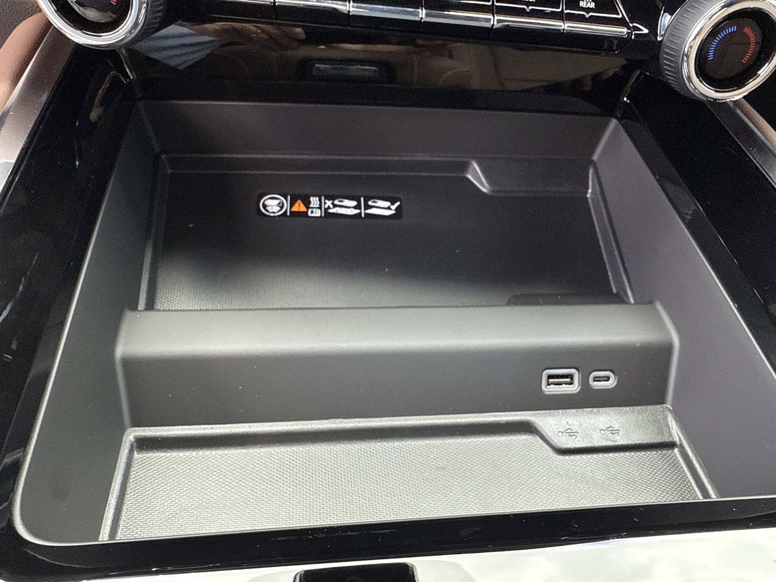 New 2026 Chevrolet Suburban High Country w/ Sun And Tow Package image 29