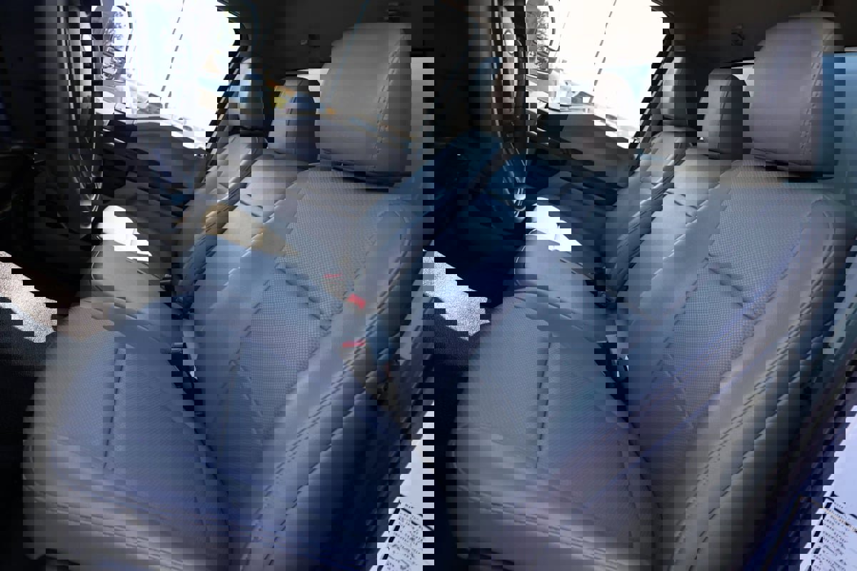 Used 2022 Ford F550 2WD Regular Cab Super Duty image 6