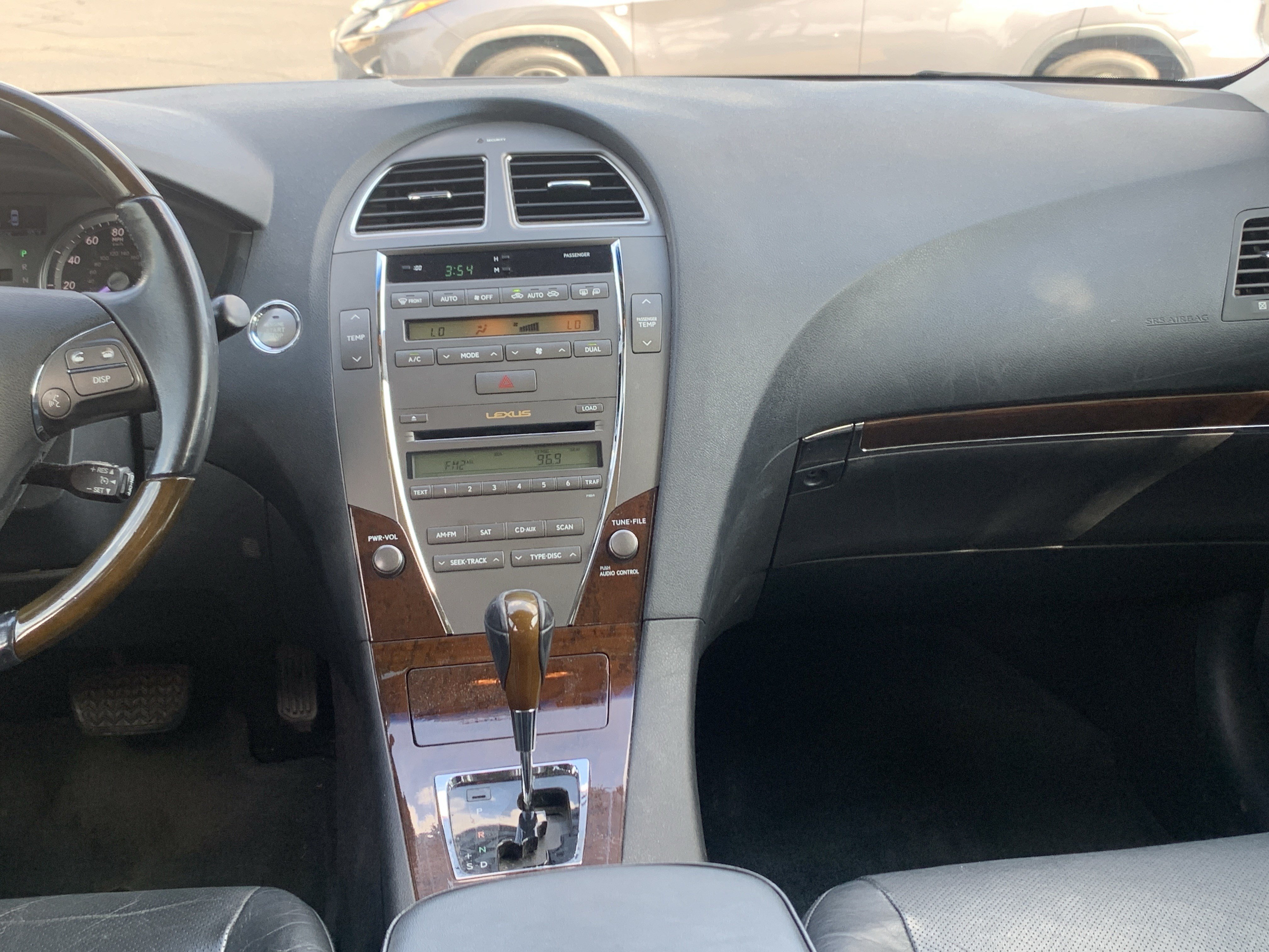 Used 2010 Lexus ES 350 w/ Preferred Accessory Package FWD image 29