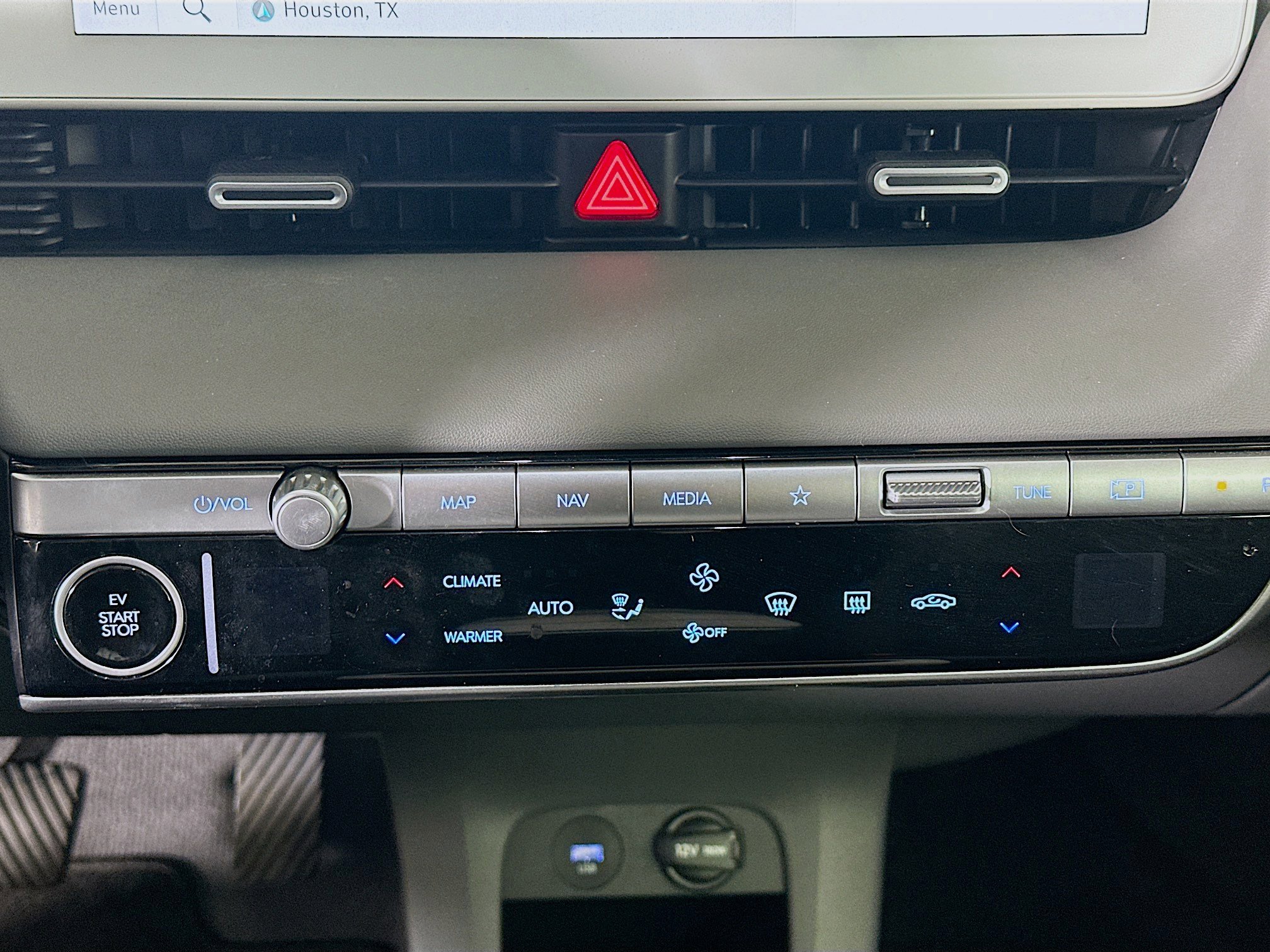 Used 2024 Hyundai Ioniq 5 SEL image 24