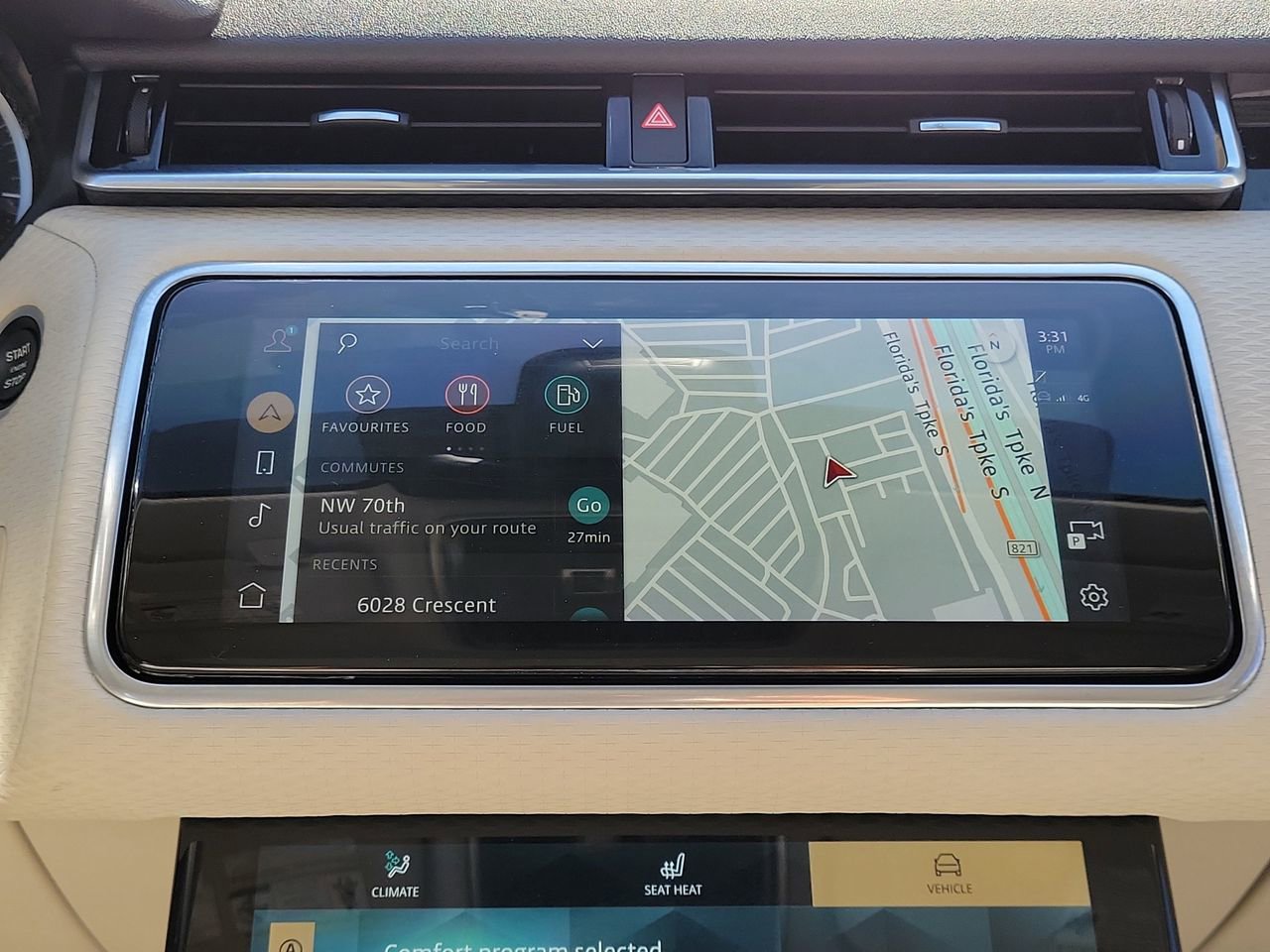 Used 2022 Land Rover Range Rover Velar S AWD/4WD image 19