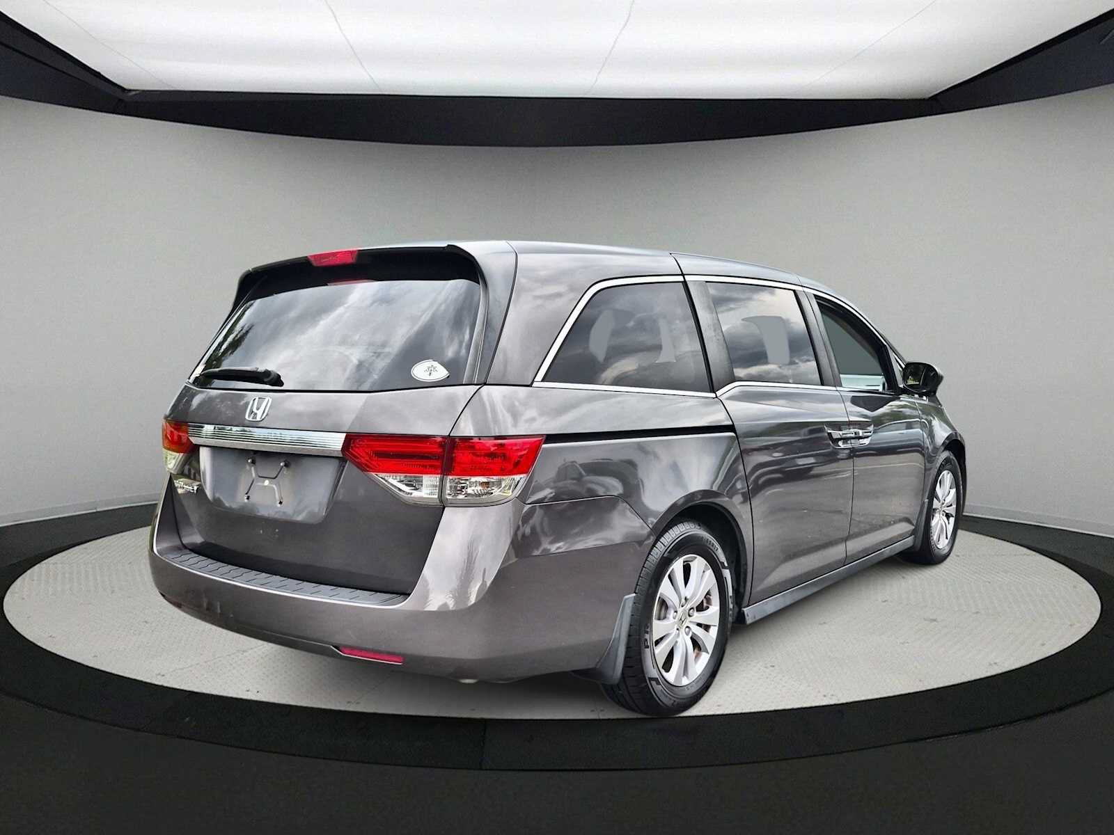 Used 2015 Honda Odyssey EX image 8