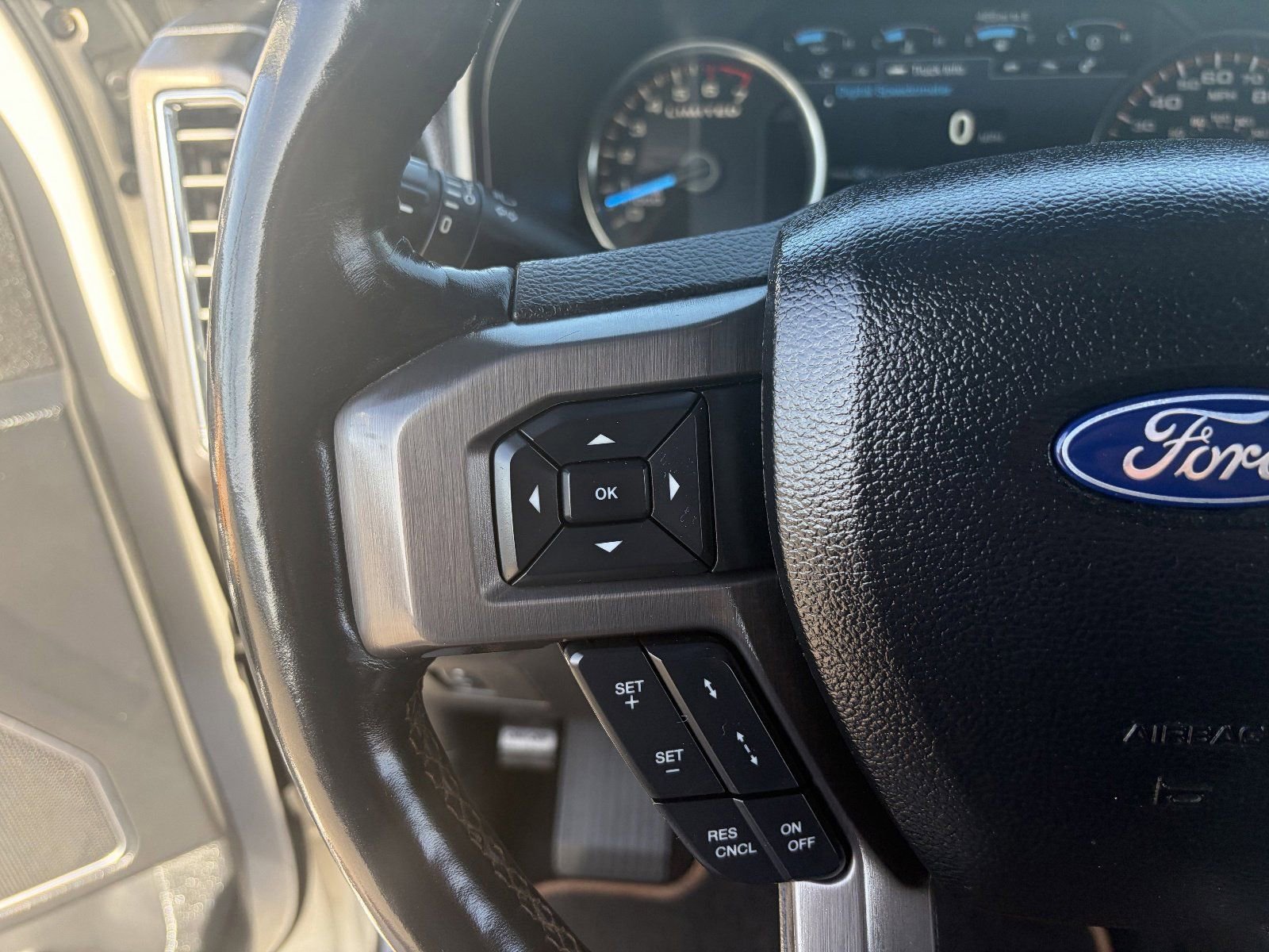 Used 2016 Ford F150 Limited AWD/4WD image 25