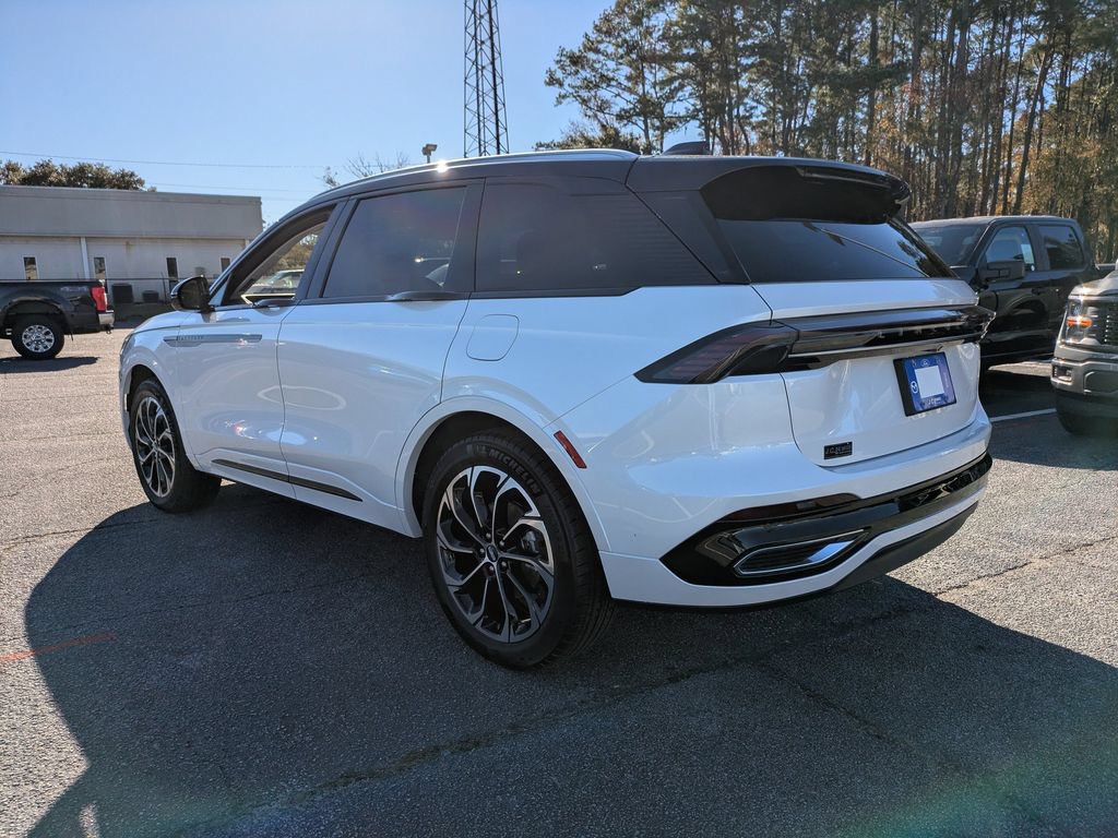 New 2026 Lincoln Nautilus Reserve AWD/4WD image 7