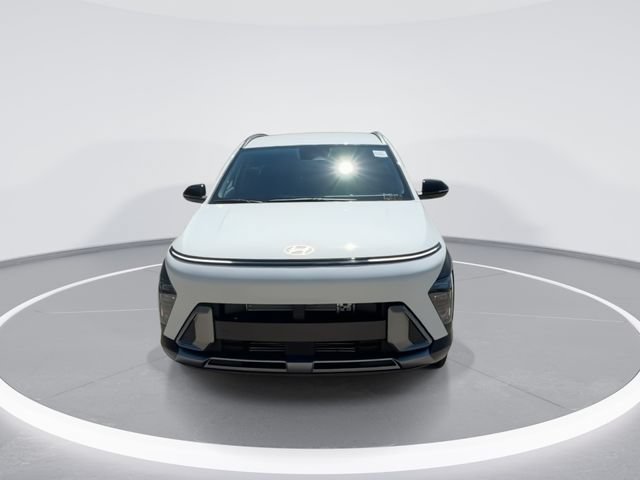 Used 2026 Hyundai Kona SEL Premium FWD image 3