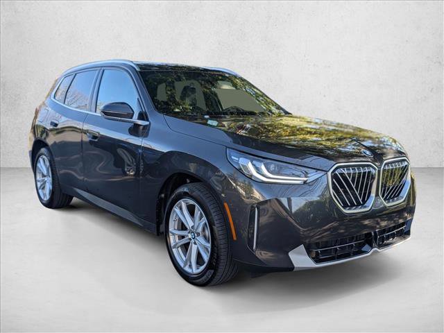 Used 2025 BMW X3 xDrive30i w/ Premium Package image 3