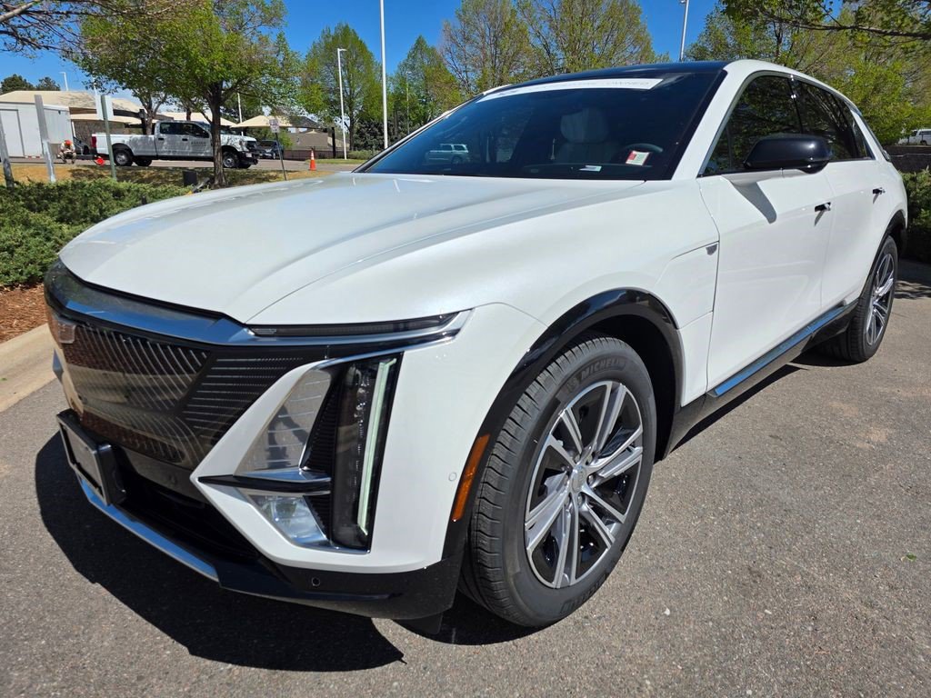 Certified 2024 Cadillac Lyriq Luxury w/ LPO, Floor Liner Package AWD/4WD image 2