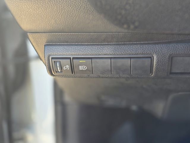 Used 2020 Toyota Corolla SE w/ Body Protection Package image 29