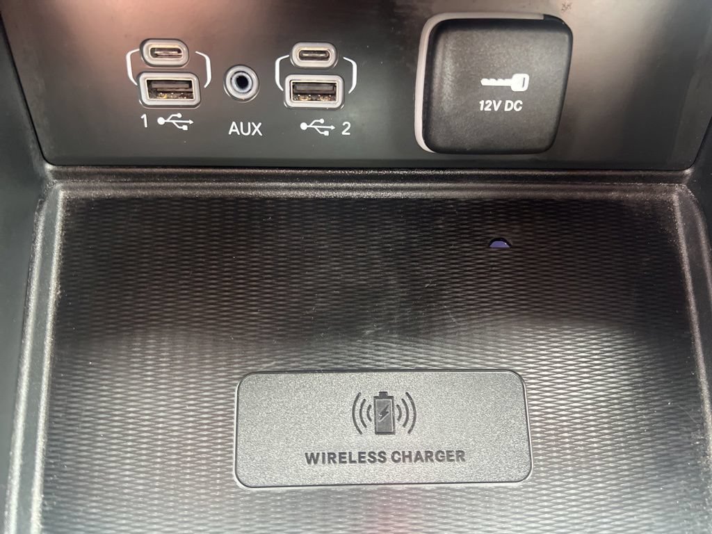 Used 2023 Jeep Grand Cherokee L Laredo AWD/4WD image 35