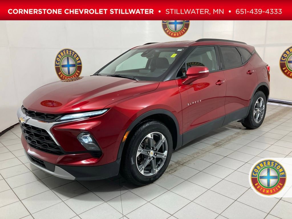 Used 2024 Chevrolet Blazer LT image 1