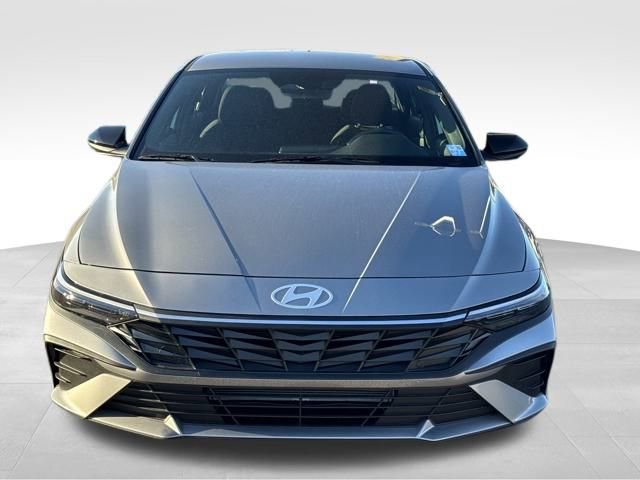 New 2026 Hyundai Elantra Sport FWD image 8