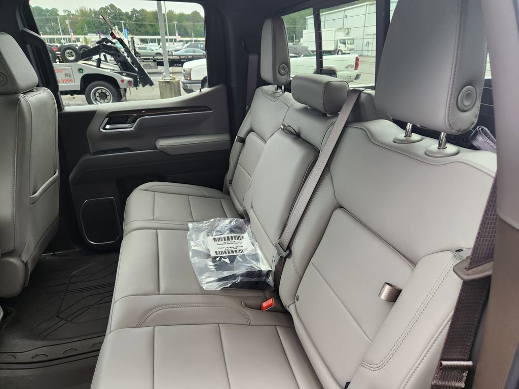 New 2026 Chevrolet Silverado 1500 LT w/ Leather Package image 12
