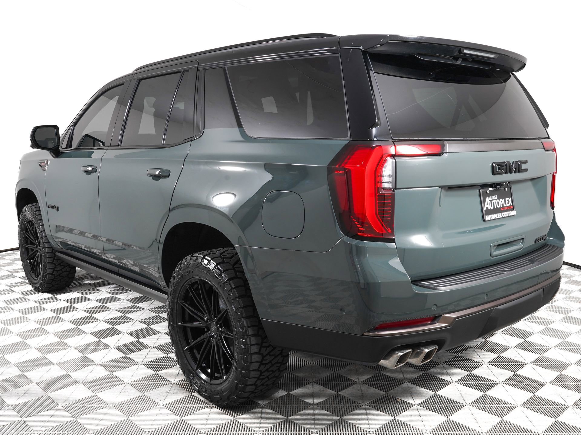 Used 2026 GMC Yukon AT4 Ultimate AWD/4WD image 7