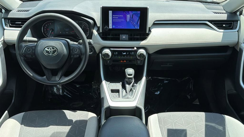 Certified 2025 Toyota RAV4 XLE image 36