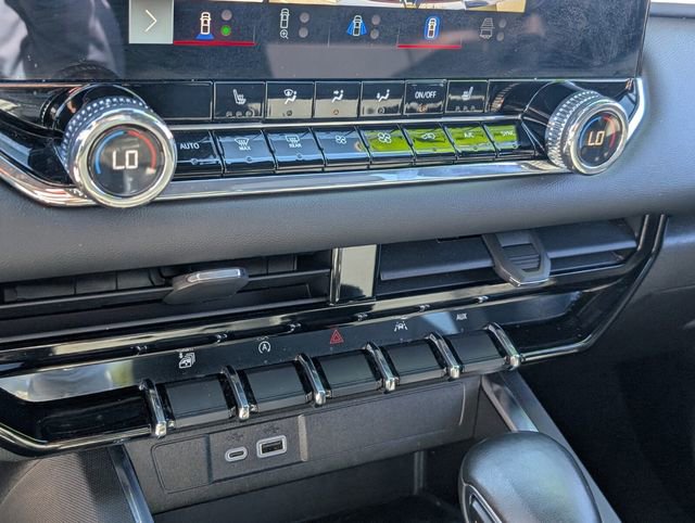 Used 2023 GMC Canyon Elevation w/ Elevation Premium Package image 22