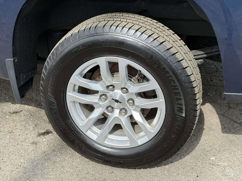 Used 2020 Chevrolet Silverado 1500 RST w/ All-Star Edition image 11