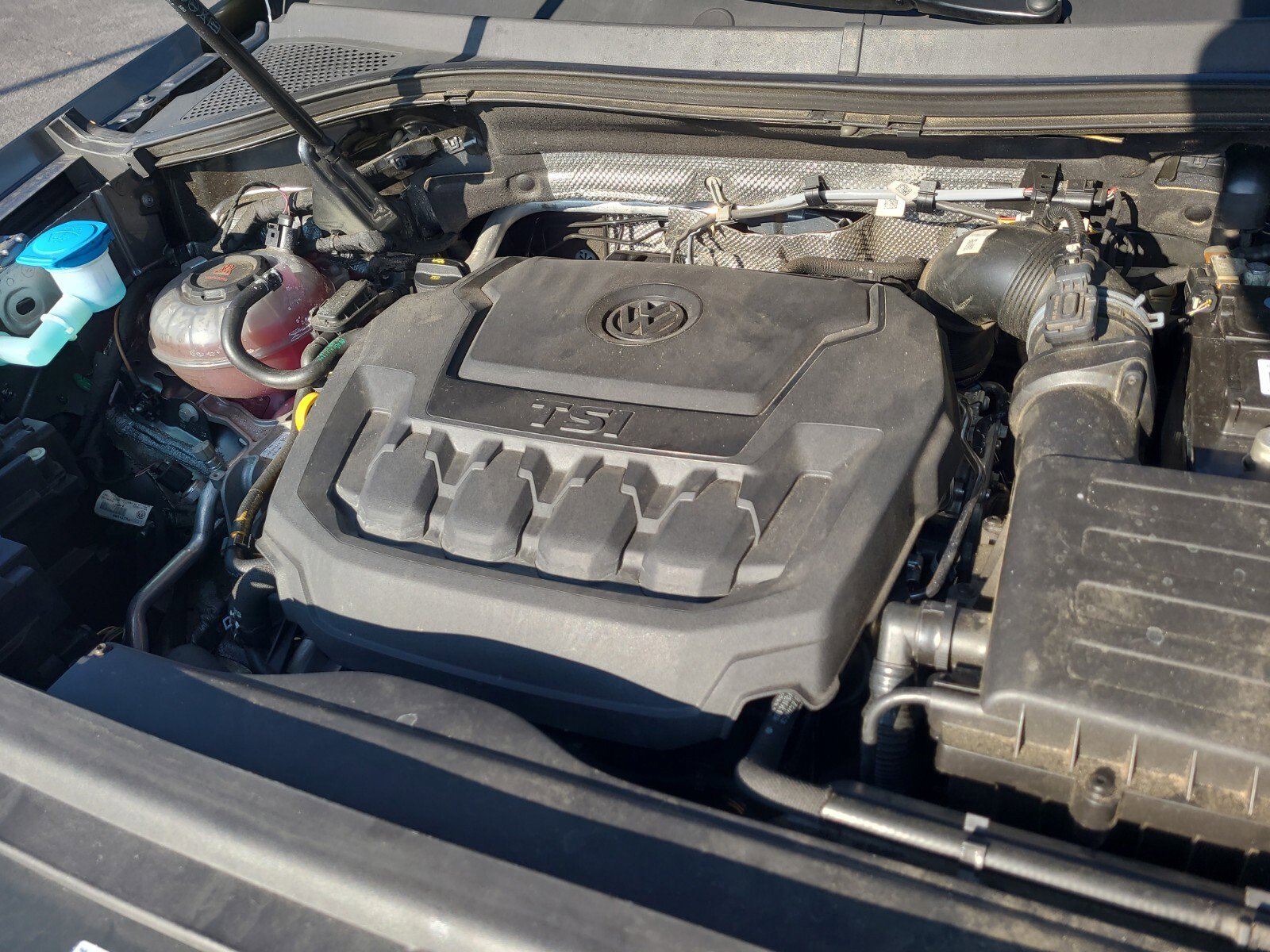 Used 2023 Volkswagen Tiguan SE image 26