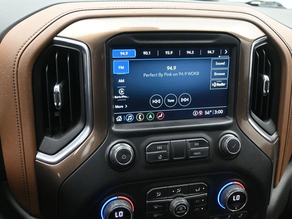 Used 2021 Chevrolet Silverado 1500 High Country image 14