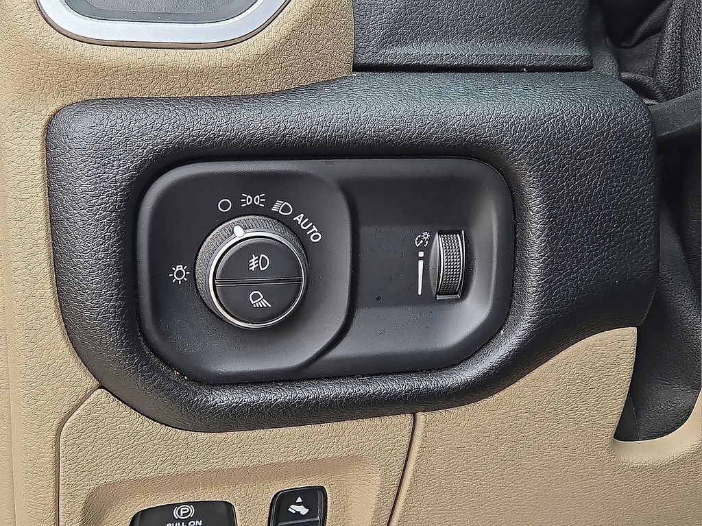 Used 2020 RAM 1500 Big Horn image 25