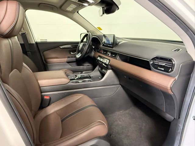 Used 2025 Honda Pilot Elite image 51