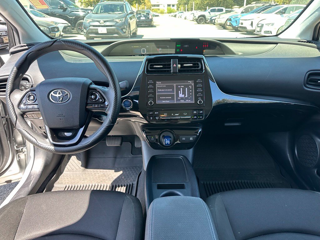 Certified 2020 Toyota Prius L Eco w/ Carpet Mat Package FWD image 9