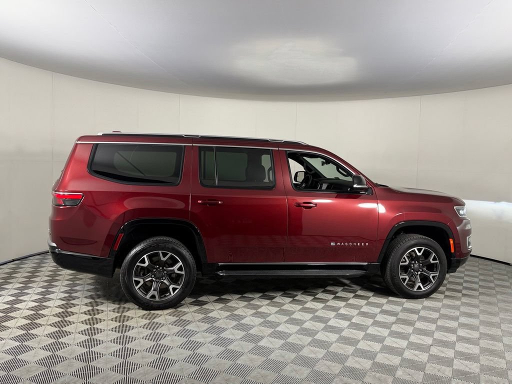 Used 2023 Jeep Wagoneer Series III w/ Preferred Equipment Group AWD/4WD image 4