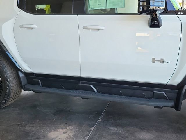 Used 2026 GMC Hummer EV SUV image 25