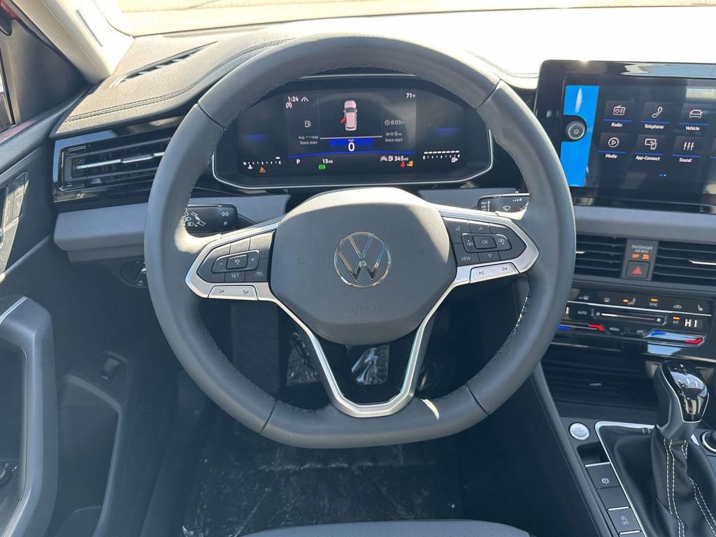 New 2026 Volkswagen Jetta SE image 10