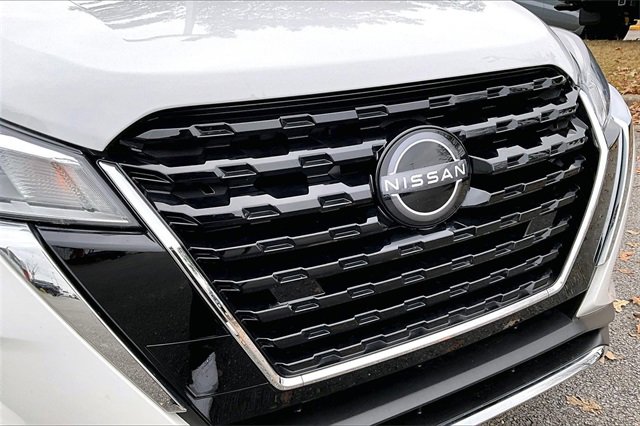 Certified 2024 Nissan Kicks S image 32