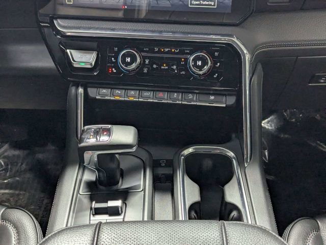 Used 2023 GMC Sierra 1500 Denali w/ Technology Package AWD/4WD image 13