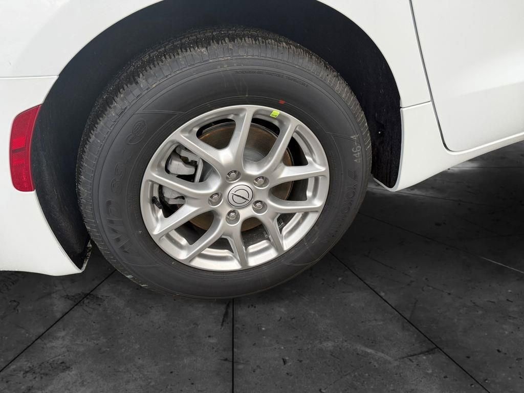 New 2026 Chrysler Voyager LX image 29
