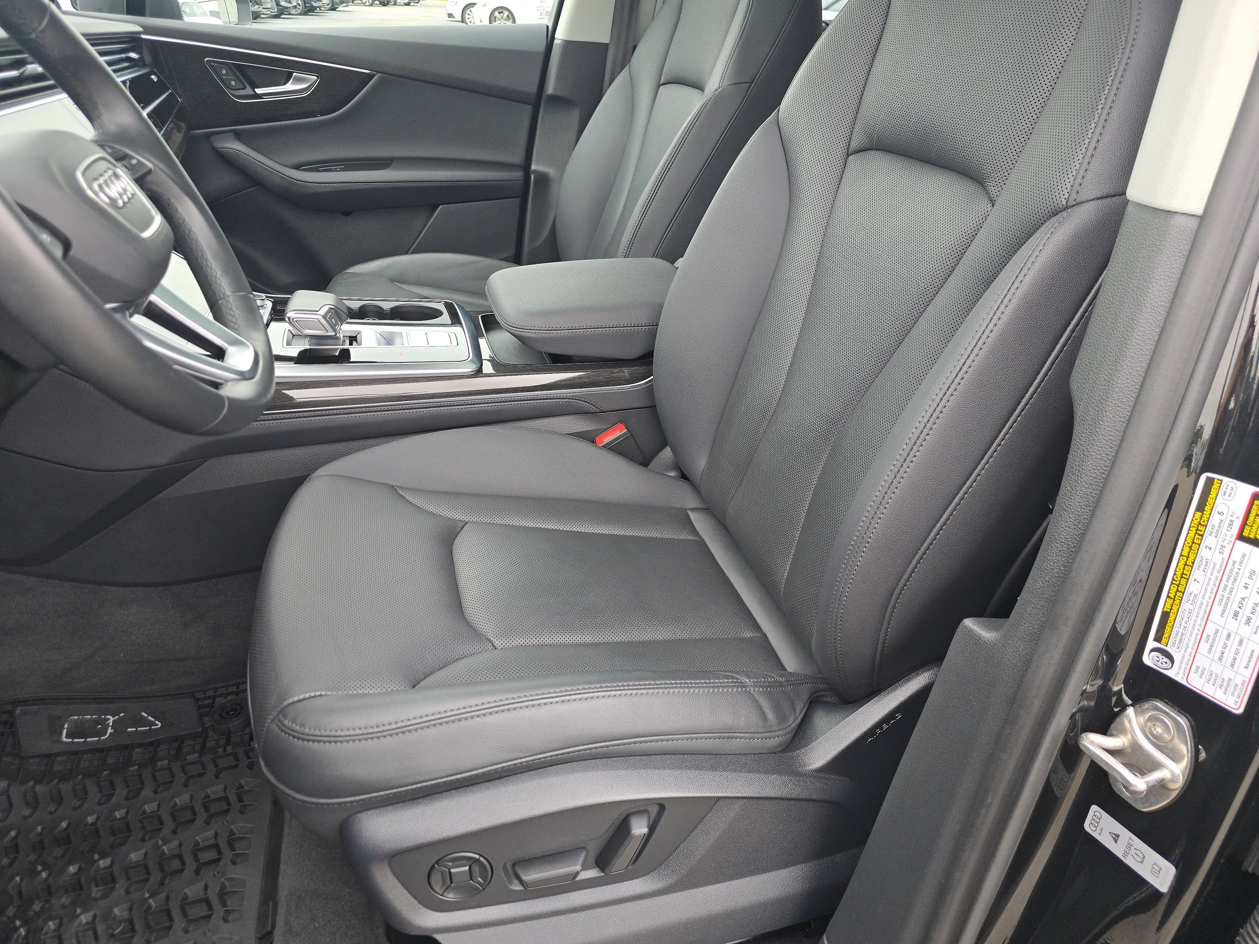 Certified 2024 Audi Q7 3.0T Prestige AWD/4WD image 22