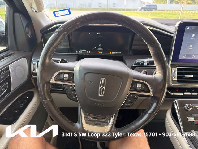 Used 2018 Lincoln Navigator L Black Label AWD/4WD image 19