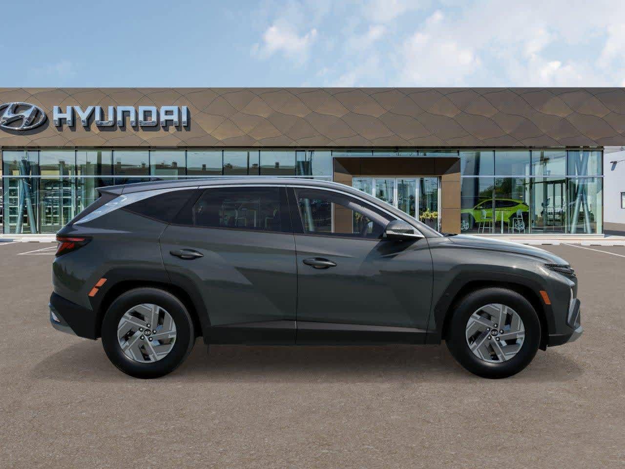 New 2026 Hyundai Tucson Blue SE FWD image 7