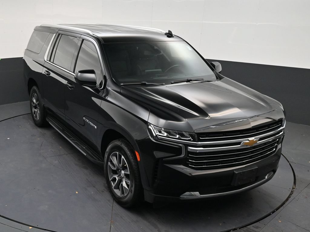 Used 2021 Chevrolet Suburban LT AWD/4WD image 17