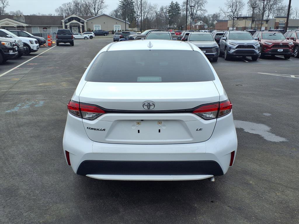 Used 2022 Toyota Corolla LE image 28