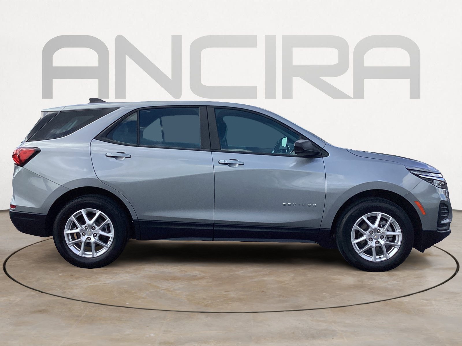Used 2024 Chevrolet Equinox LS FWD image 15