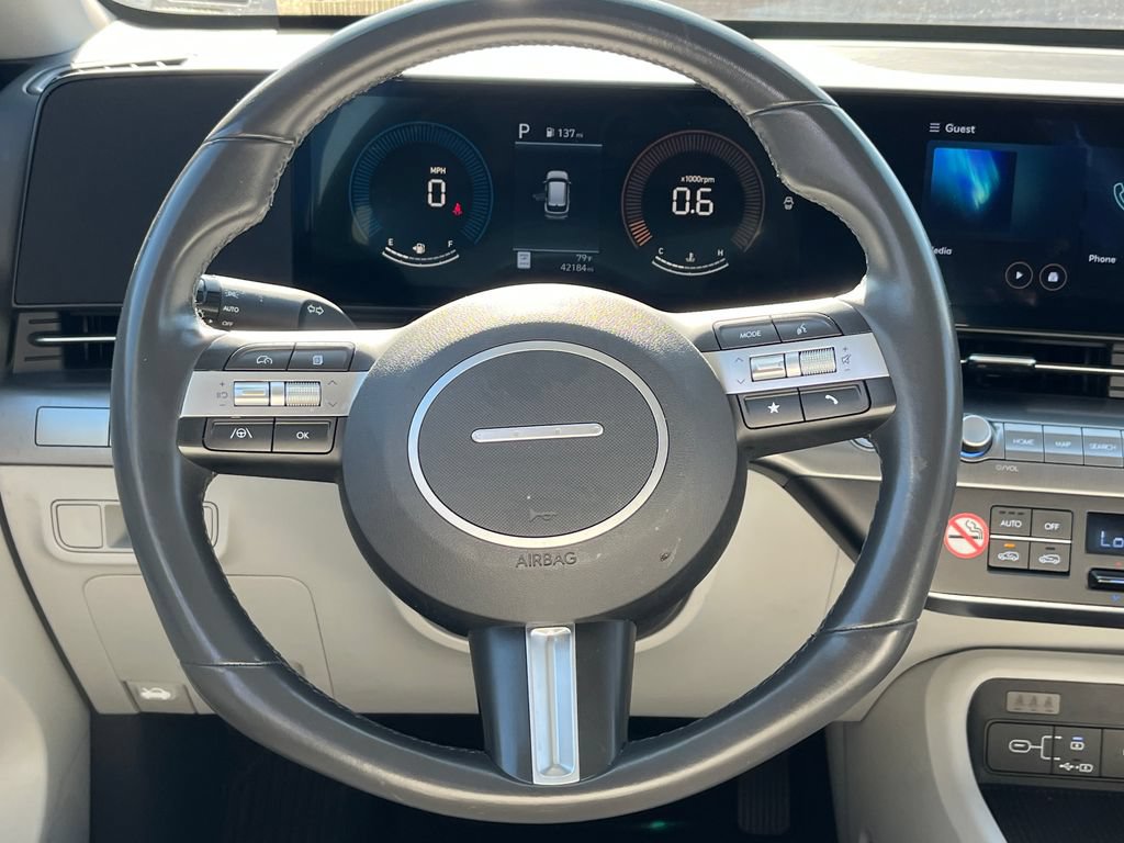 Used 2025 Hyundai Kona SEL AWD/4WD image 14