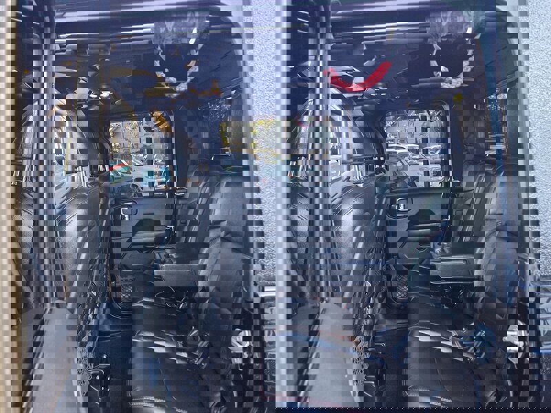 Used 2020 Jeep Gladiator Rubicon w/ Uconnect 4C Nav & Sound Group image 19