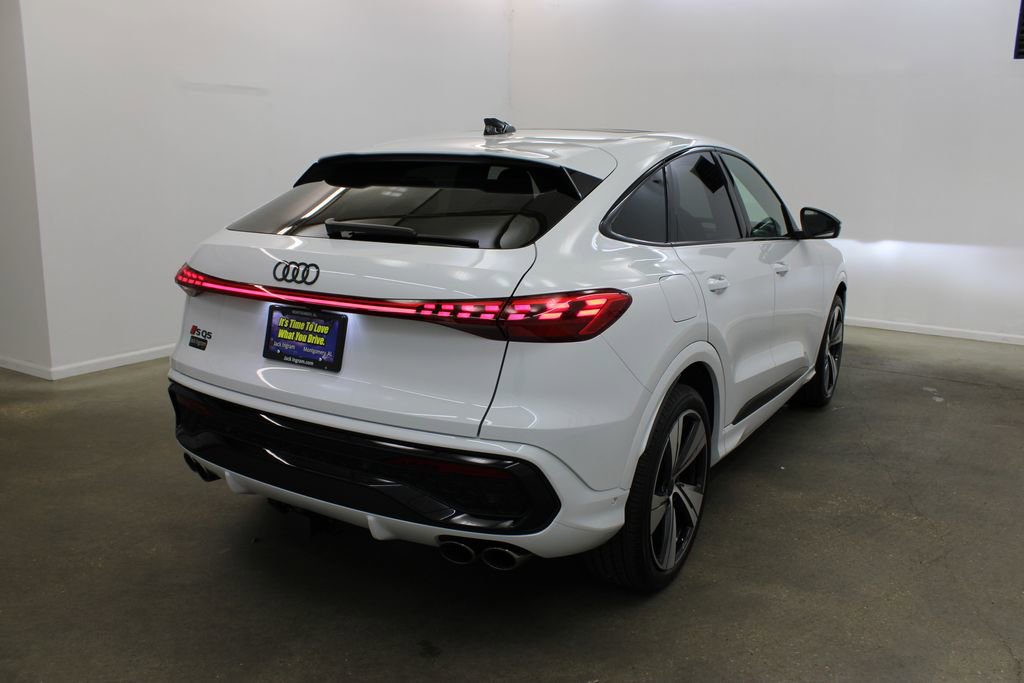 New 2026 Audi SQ5 Premium Plus image 5