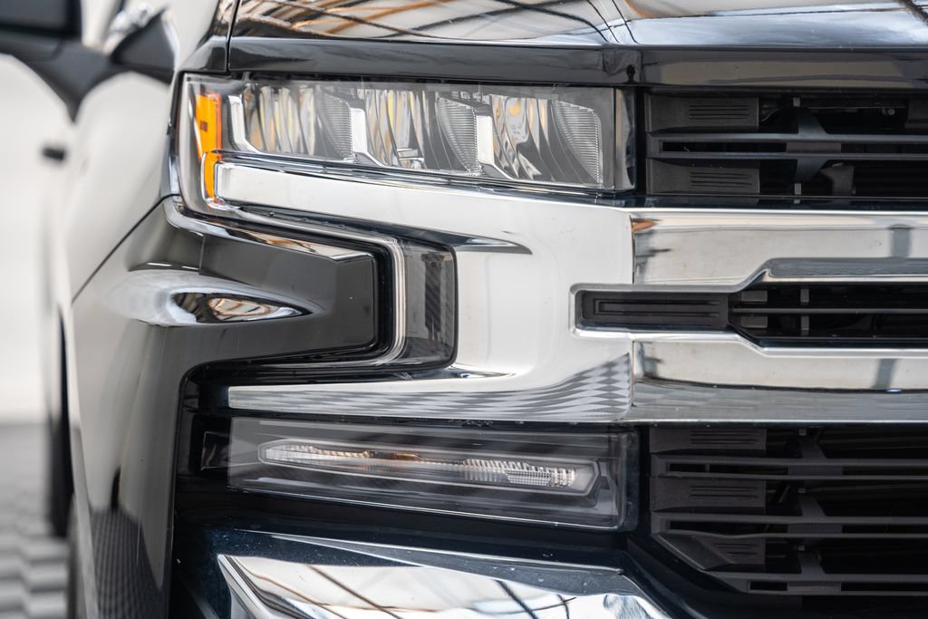 Used 2022 Chevrolet Silverado 1500 LT AWD/4WD image 15