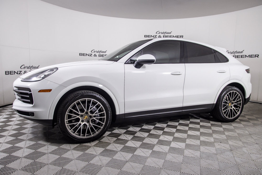 Used 2023 Porsche Cayenne Coupe AWD/4WD image 9