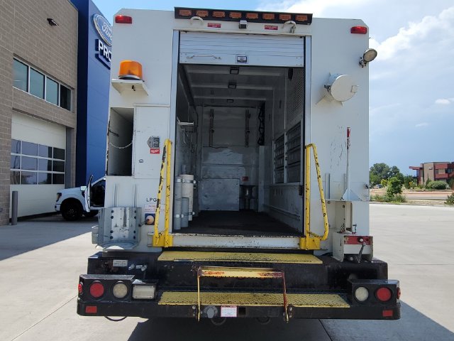 Used 2012 Ford F550 4x4 Regular Cab Super Duty w/ Payload Upgrade Pkg image 12